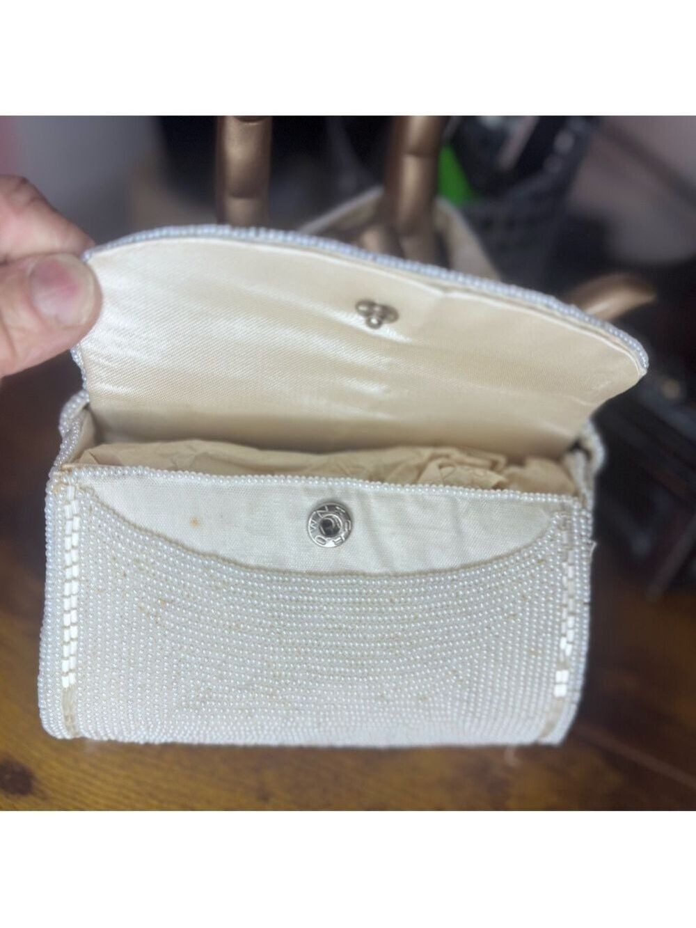 Vintage Beaded purse cream beaded crown  snap Vintage Japan - Picture 11 of 15